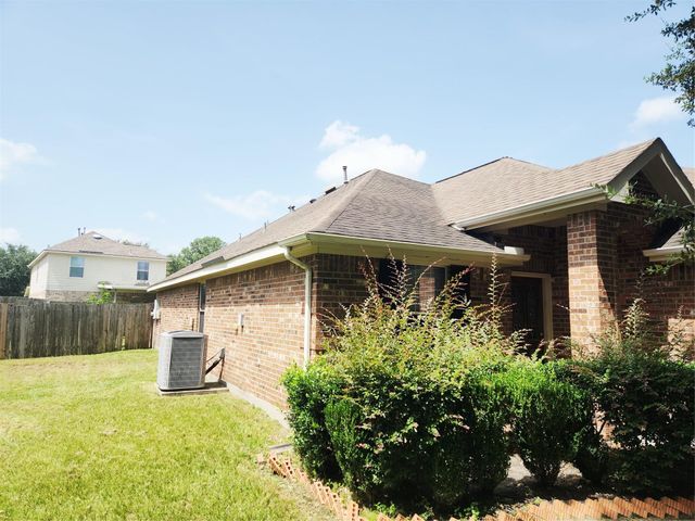9803 Wedgeford Court, Houston, TX 77044