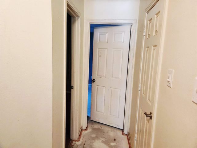 9803 Wedgeford Court, Houston, TX 77044