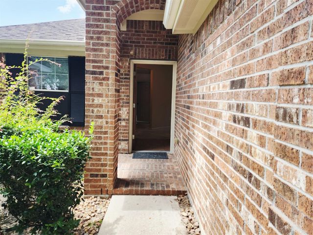 9803 Wedgeford Court, Houston, TX 77044