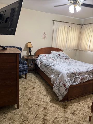 112 Easy St, Uniontown, PA 15401