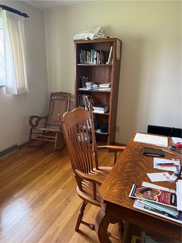 112 Easy St, Uniontown, PA 15401