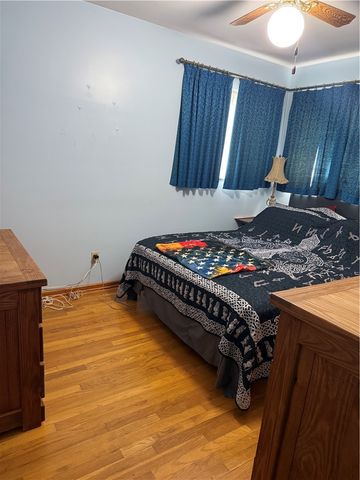 112 Easy St, Uniontown, PA 15401