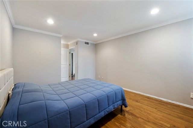 5325 Newcastle Avenue 319, Encino (los Angeles), CA 91316