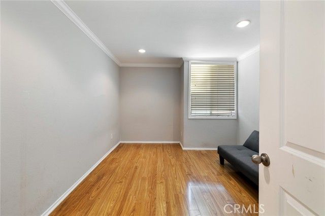 5325 Newcastle Avenue 319, Encino (los Angeles), CA 91316