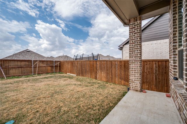 4713 Honeysuckle Court, Aubrey, TX 76227