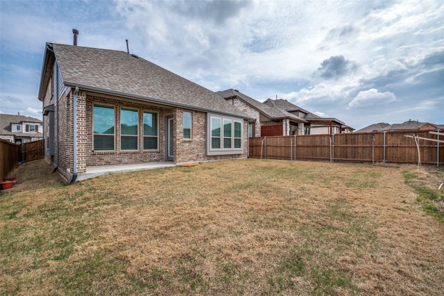 4713 Honeysuckle Court, Aubrey, TX 76227