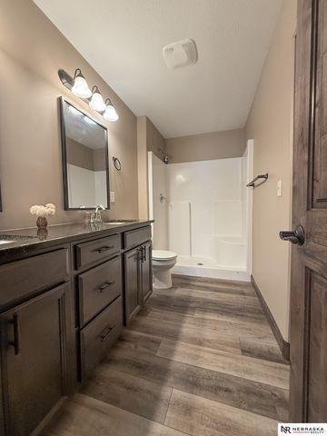 1539 Stonewood Avenue, Grand Island, NE 68803