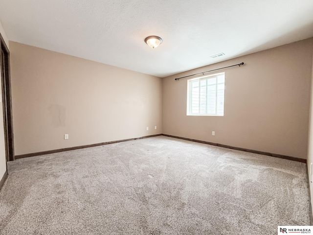 1539 Stonewood Avenue, Grand Island, NE 68803