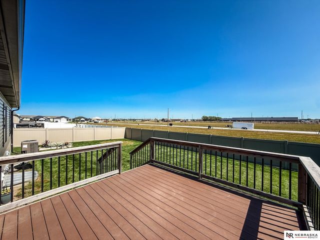 1539 Stonewood Avenue, Grand Island, NE 68803