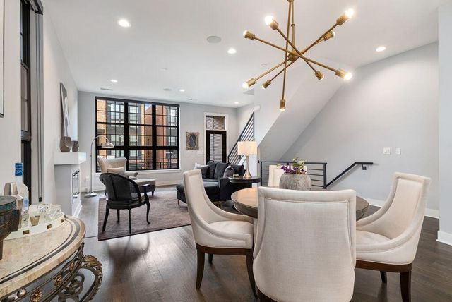 281 Neruda Avenue, Columbus, OH 43215