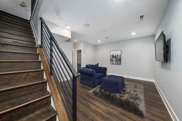 281 Neruda Avenue, Columbus, OH 43215