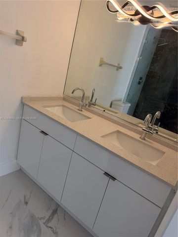 11123 NW 7th St 103-4, Miami, FL 33172