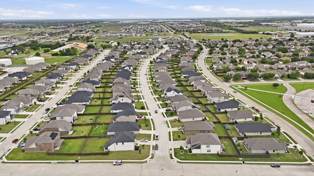 418 Ardsley Lane, Forney, TX 75126