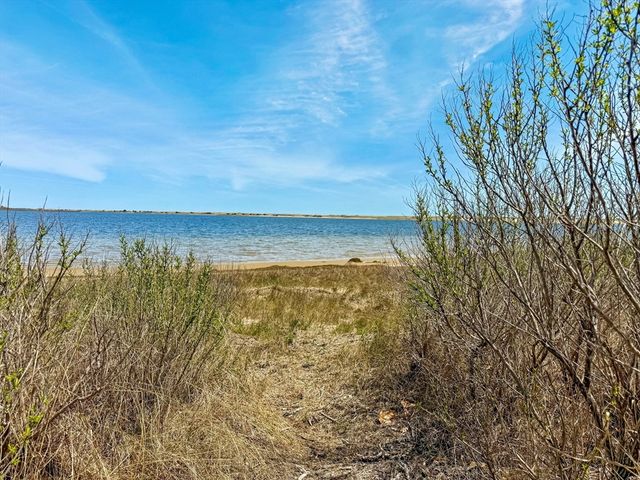 0 Pocha Rd Ext, Edgartown, MA 02539