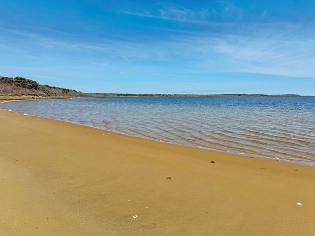 0 Pocha Rd Ext, Edgartown, MA 02539