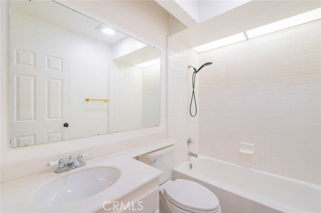 20 Rock Cliff, Pomona, CA 91766