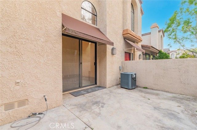 20 Rock Cliff, Pomona, CA 91766