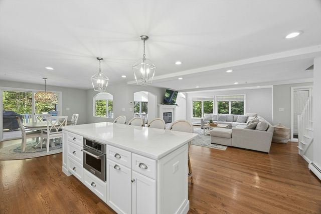 24 Fowler Street, Upton, MA 01568