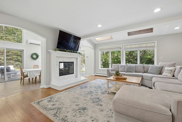 24 Fowler Street, Upton, MA 01568