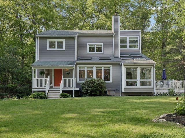 24 Fowler Street, Upton, MA 01568