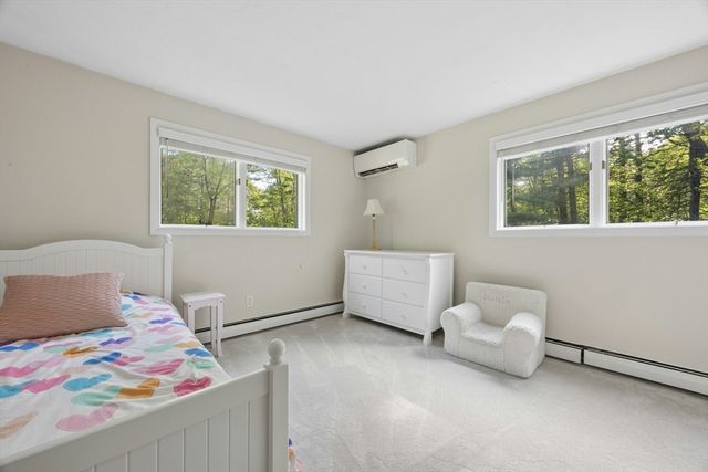 24 Fowler Street, Upton, MA 01568