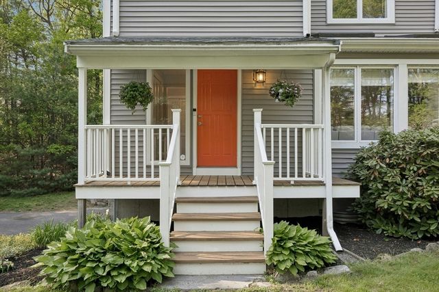 24 Fowler Street, Upton, MA 01568