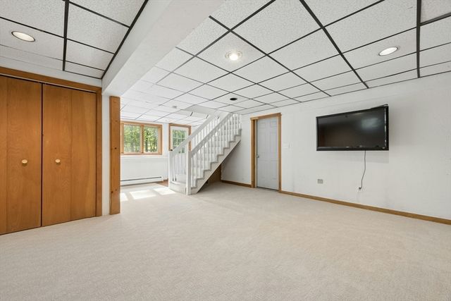 24 Fowler Street, Upton, MA 01568