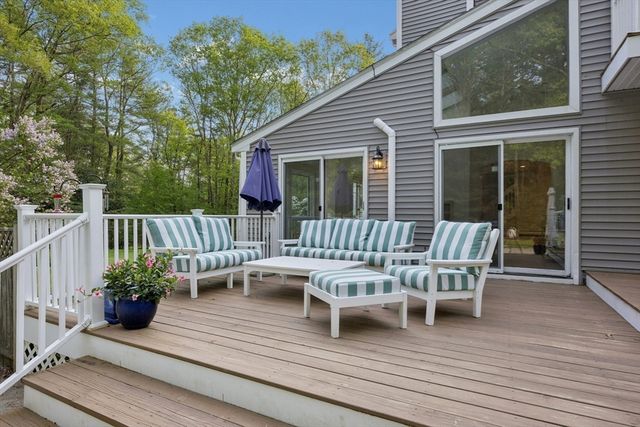 24 Fowler Street, Upton, MA 01568