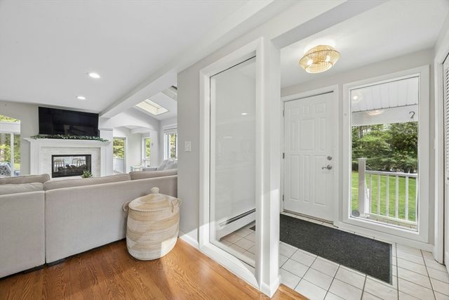 24 Fowler Street, Upton, MA 01568