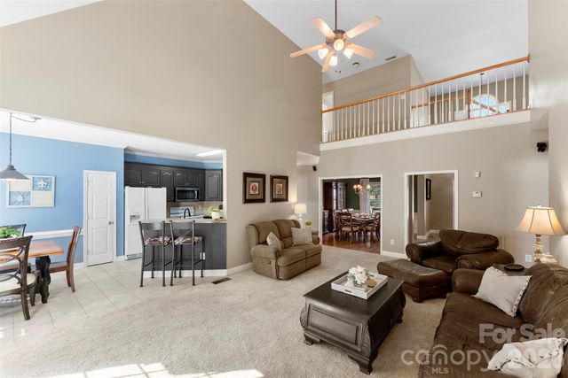 2618 Firethorn Court, Gastonia, NC 28056