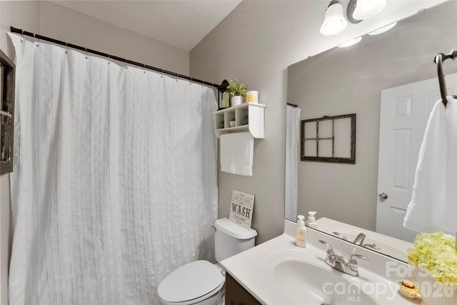 2618 Firethorn Court, Gastonia, NC 28056