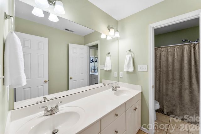 2618 Firethorn Court, Gastonia, NC 28056