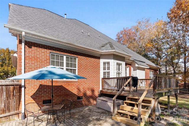 2618 Firethorn Court, Gastonia, NC 28056