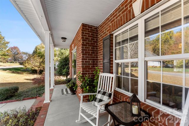 2618 Firethorn Court, Gastonia, NC 28056