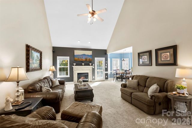 2618 Firethorn Court, Gastonia, NC 28056