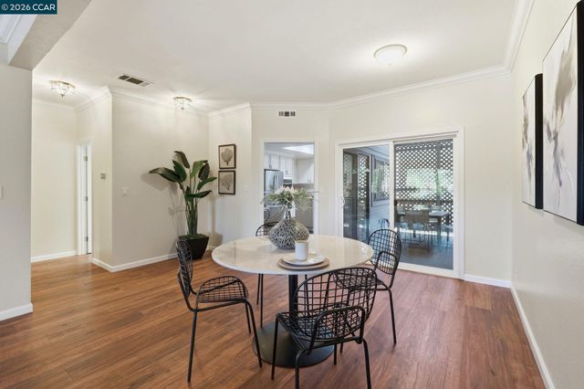 1707 Geary Rd, Walnut Creek, CA 94597