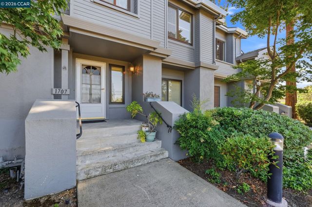 1707 Geary Rd, Walnut Creek, CA 94597