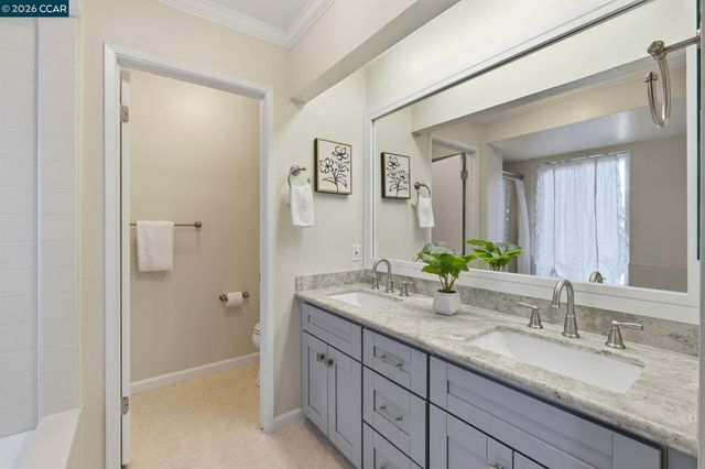 1707 Geary Rd, Walnut Creek, CA 94597