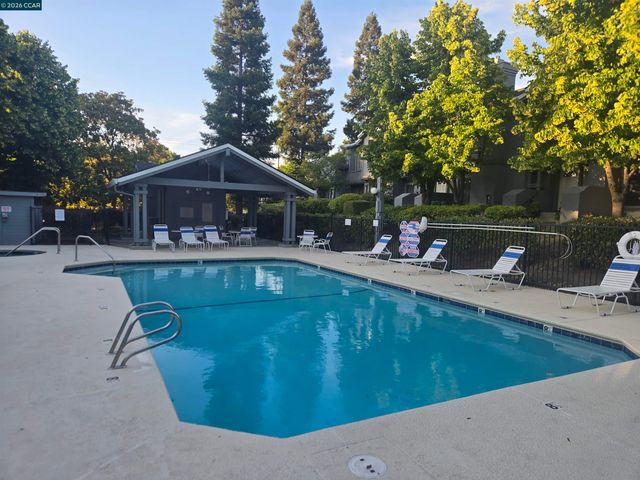 1707 Geary Rd, Walnut Creek, CA 94597
