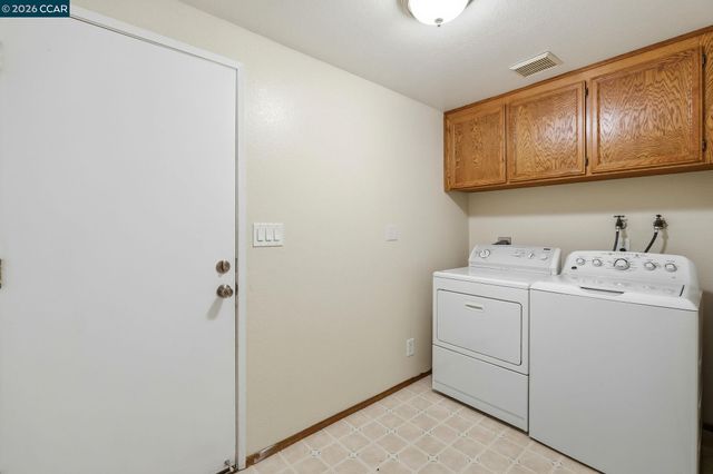 1707 Geary Rd, Walnut Creek, CA 94597