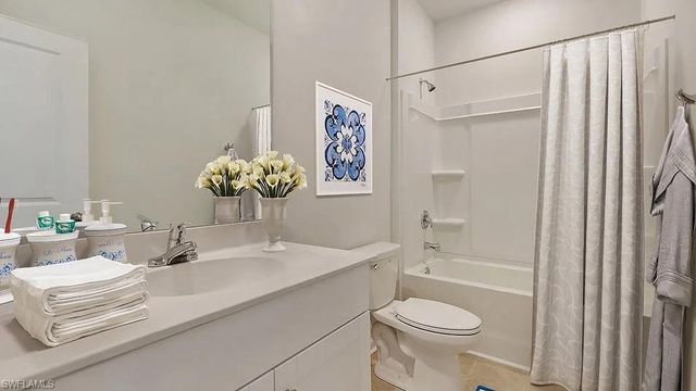 153 Pembroke ST, Lehigh Acres, FL 33971