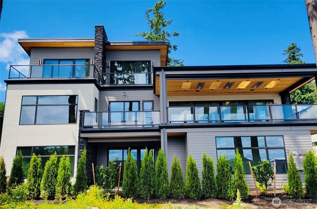 8333 NE Juanita Drive, Kirkland, WA 98034
