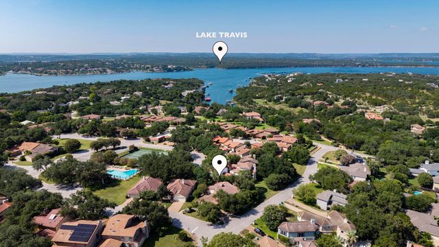 102 Crescent BLF, Lakeway, TX 78734