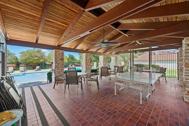 102 Crescent BLF, Lakeway, TX 78734