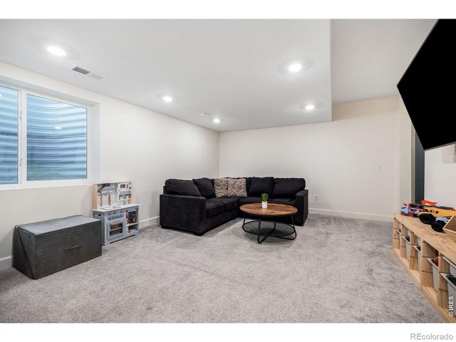 2501 Winding Drive, Longmont, CO 80504