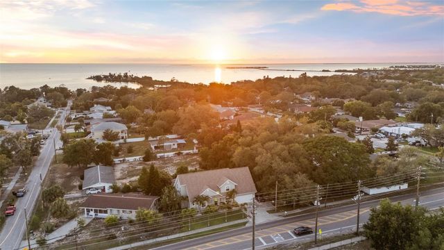 112 S FLORIDA AVENUE, Tarpon Springs, FL 34689