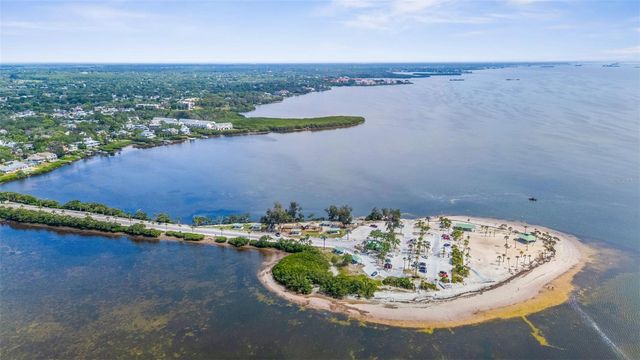 112 S FLORIDA AVENUE, Tarpon Springs, FL 34689