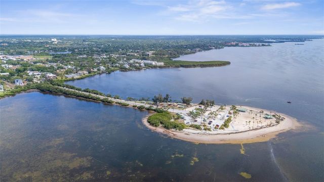 112 S FLORIDA AVENUE, Tarpon Springs, FL 34689