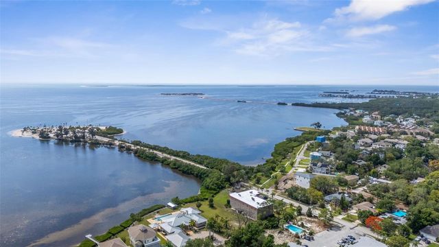 112 S FLORIDA AVENUE, Tarpon Springs, FL 34689