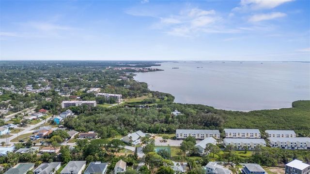 112 S FLORIDA AVENUE, Tarpon Springs, FL 34689